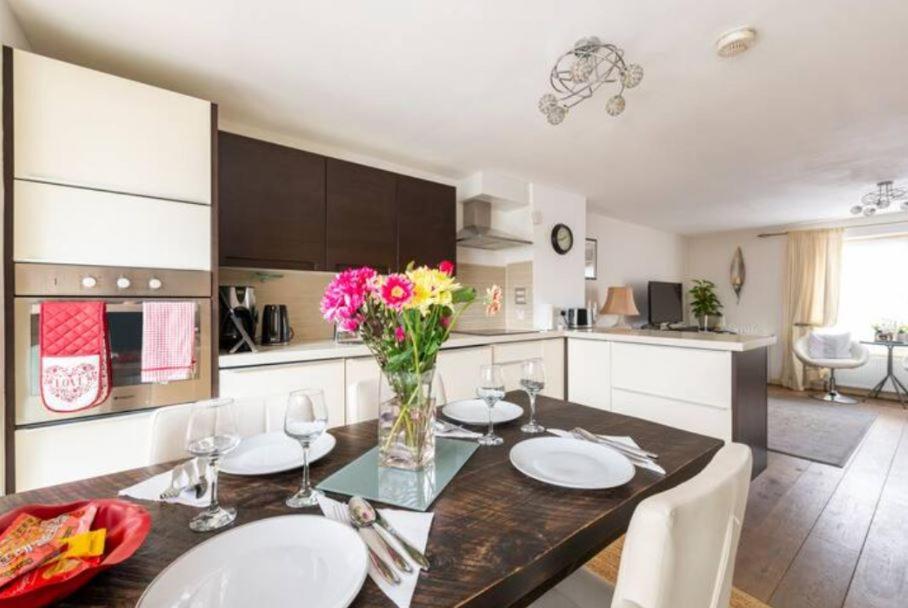 Super Central Beautiful Three Bedroom Londyn Zewnętrze zdjęcie